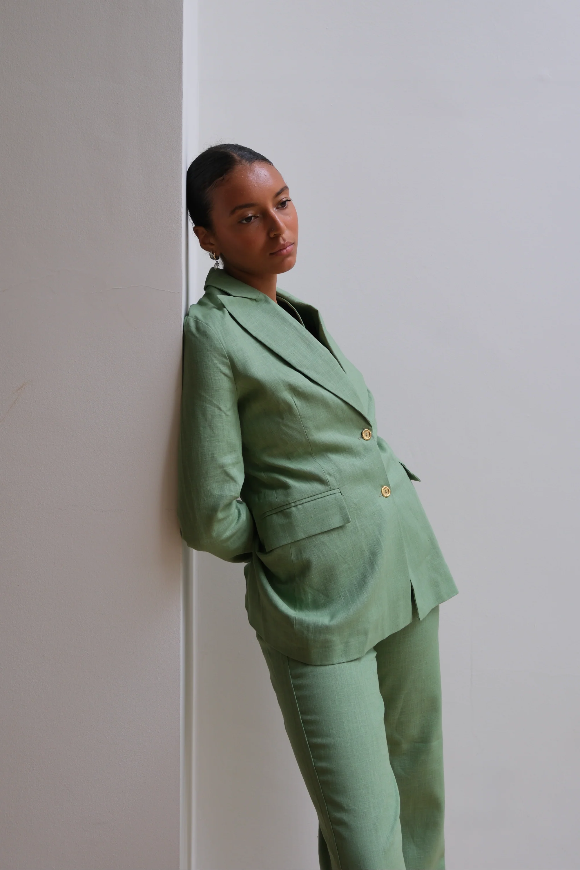Pea Green Linen Suit - Image 5