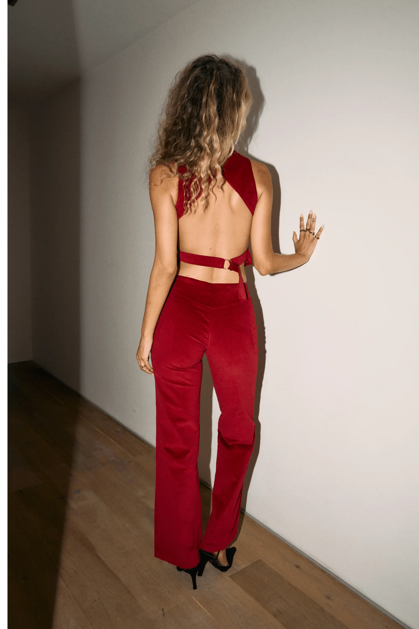Red Velvet Suit - Image 7