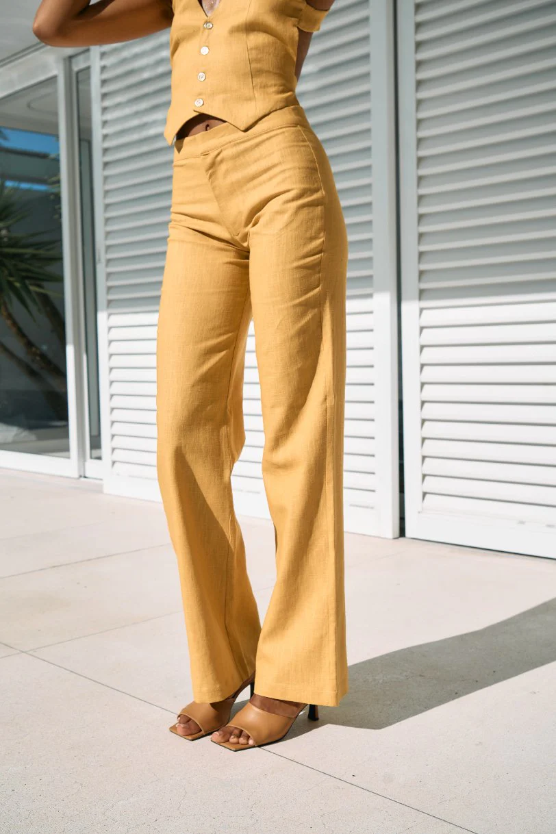 Yellow Linen Suit - Image 4